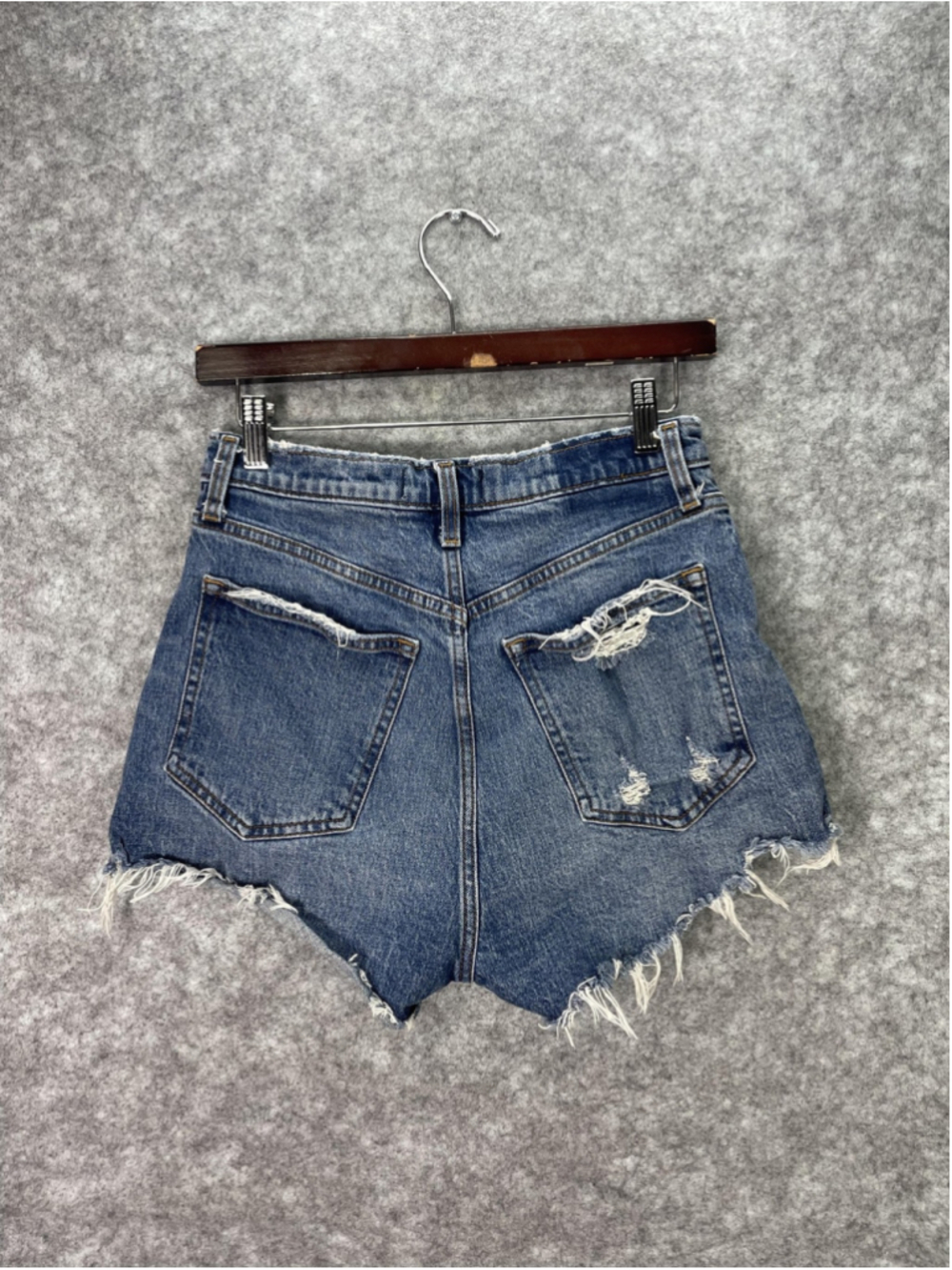 Abercrombie & Fitch Shorts Womens 6 Blue High Rise Mom Distressed Denim Raw Hem - Picture 10 of 14